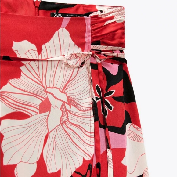 LAST NWT ZARA RED FLORAL HIGH WAIST MIDI SATIN SKIRT - Picture 11 of 12